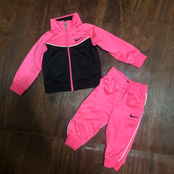 12 month nike sweatsuit